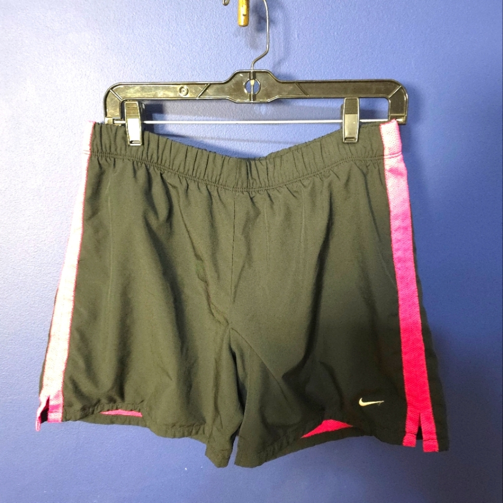 Nike Shorts Womans Medium black and pink  Shorts Y2K Vintage Lightweight Adult